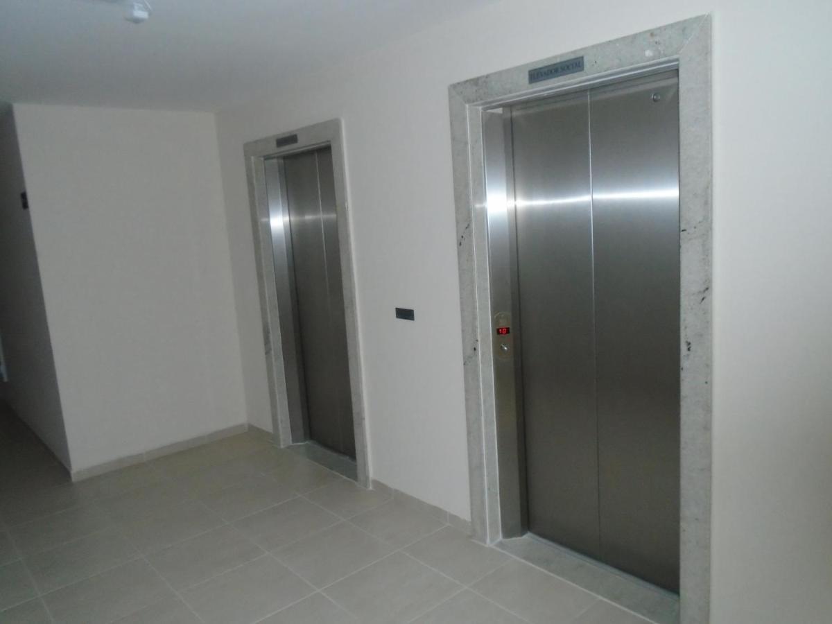 Apartamento em Mongaguá, Frente ao Mar Esterno foto